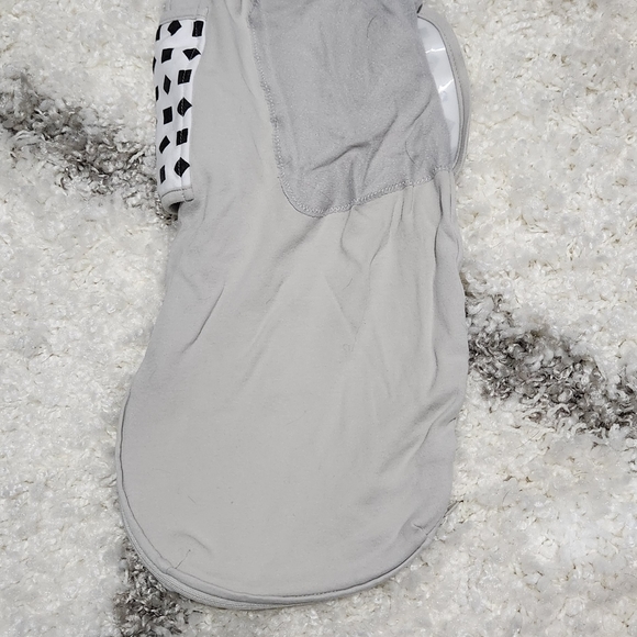New Nanit Swaddles 0-3m - Picture 12 of 12